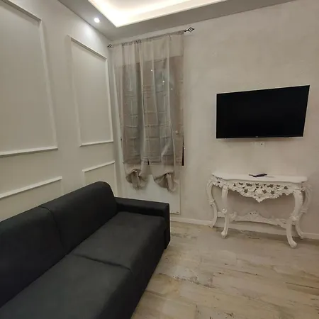 Luxury Riva Vena Apartment